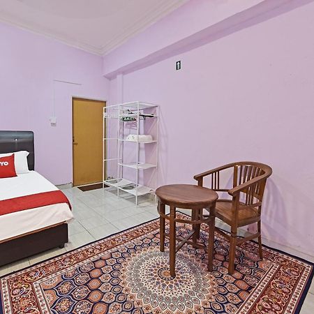 Oyo 90551 Zn Mix Homestay & Roomstay Kampung Raja Buitenkant foto