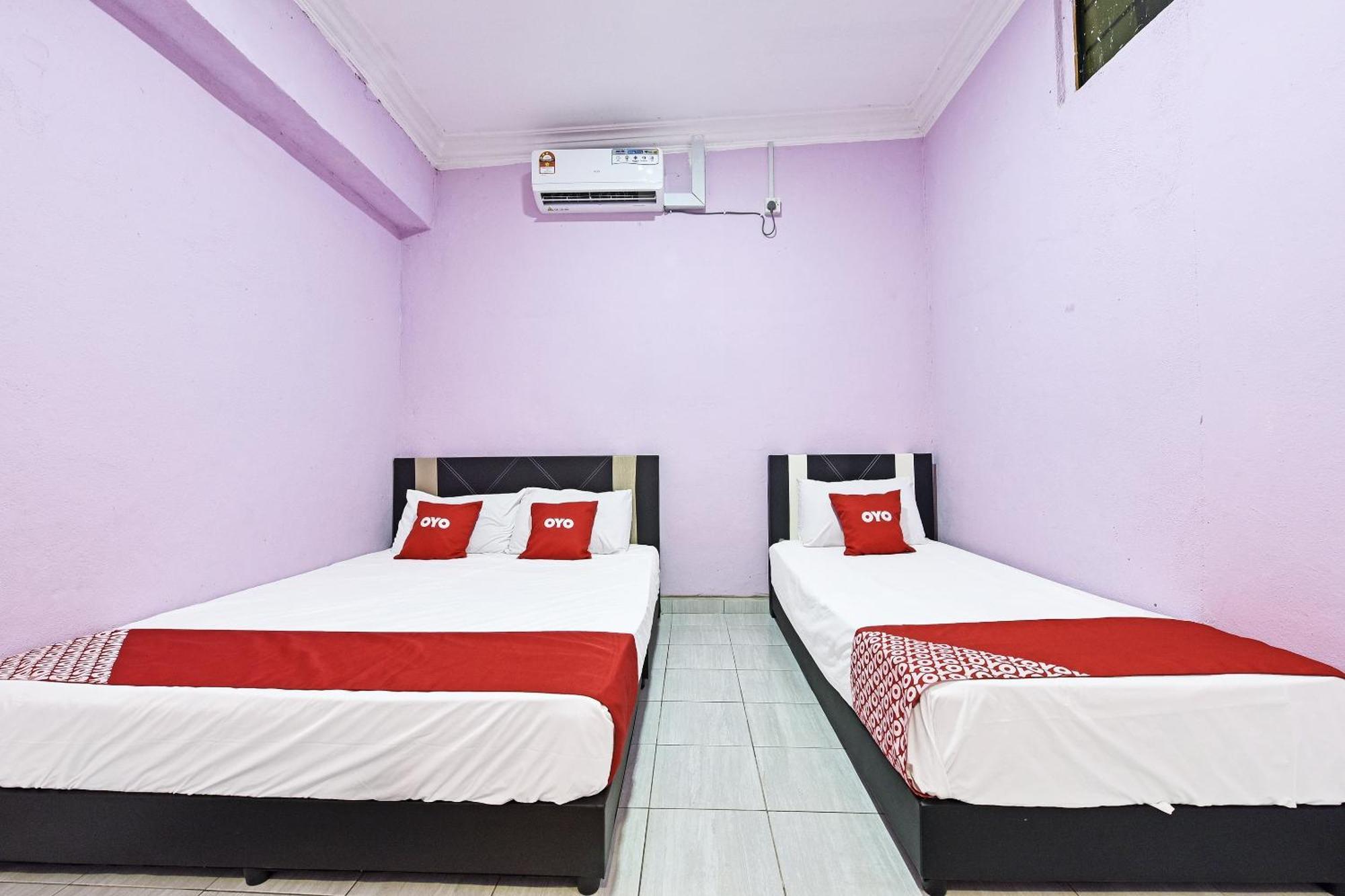 Oyo 90551 Zn Mix Homestay & Roomstay Kampung Raja Buitenkant foto