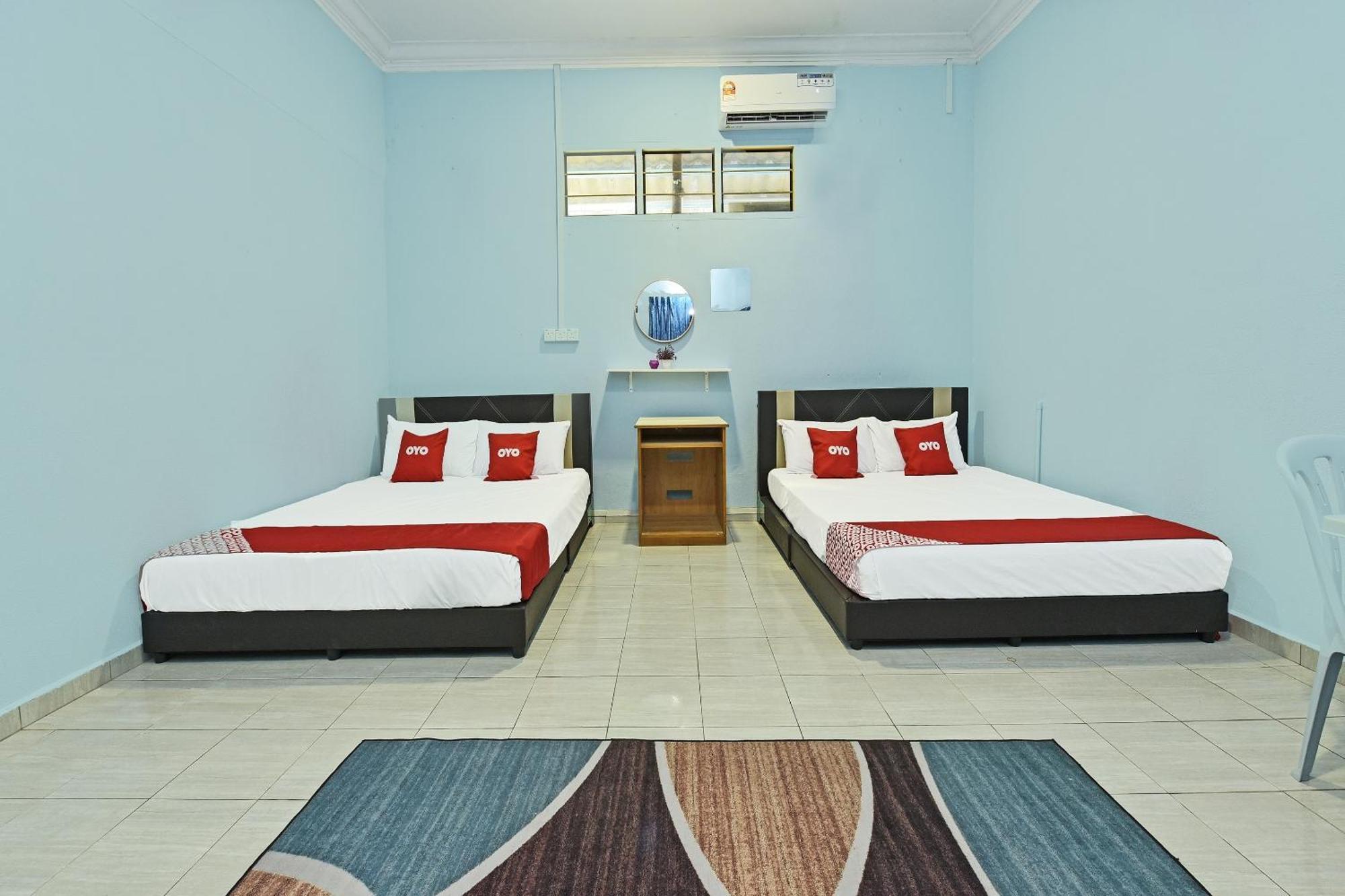 Oyo 90551 Zn Mix Homestay & Roomstay Kampung Raja Buitenkant foto