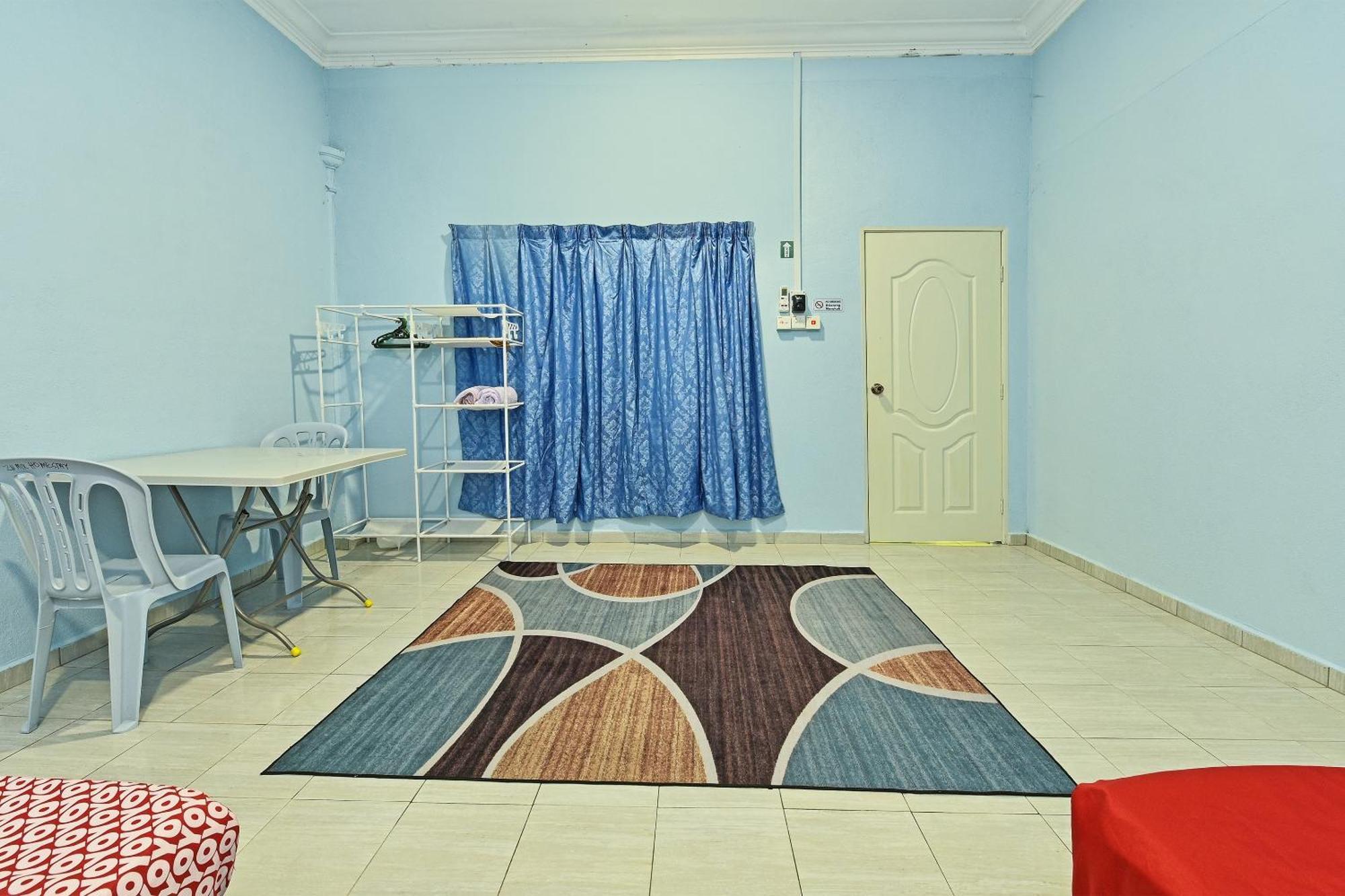 Oyo 90551 Zn Mix Homestay & Roomstay Kampung Raja Buitenkant foto