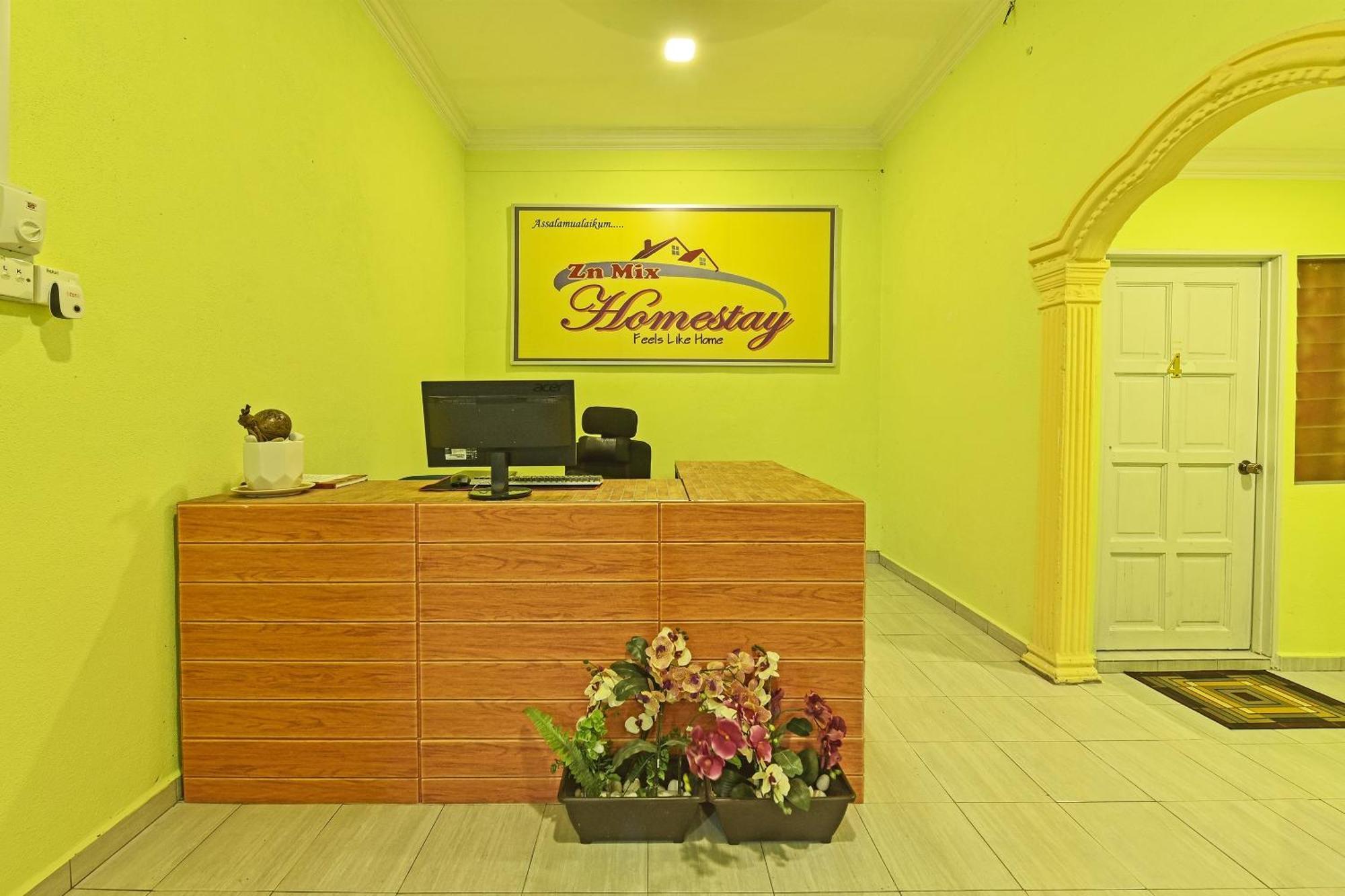 Oyo 90551 Zn Mix Homestay & Roomstay Kampung Raja Buitenkant foto